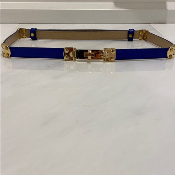 BCBG MaxAzria belt - Picture 2 of 4